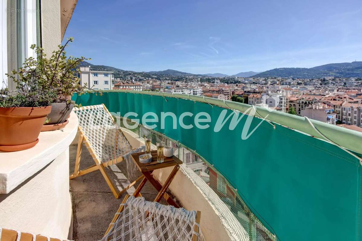 Appartement à NICE