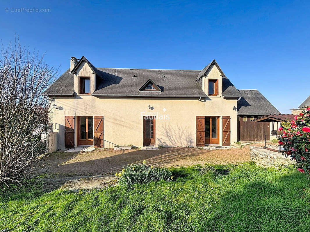 Maison 84 m² à Saint-Amand  - photo 2