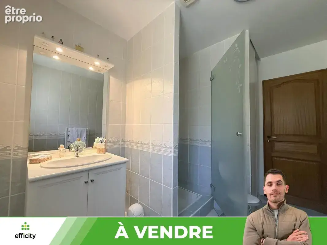 Maison 6 pièces 146 m² à vendre à Chasseneuil-Du-Poitou (86360) - photo 12