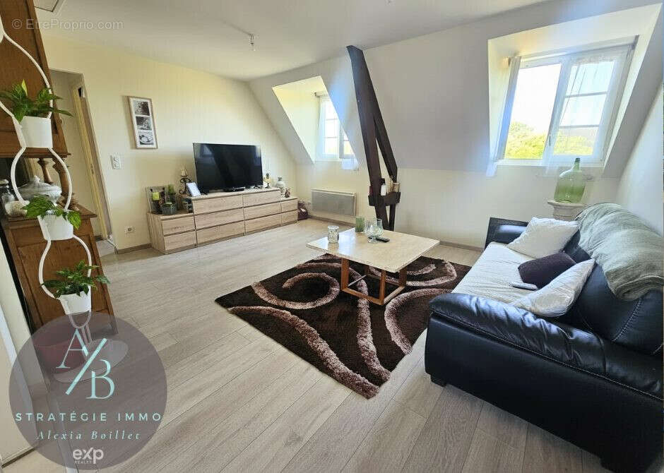 Appartement 195 m² à Etrepagny  - photo 2