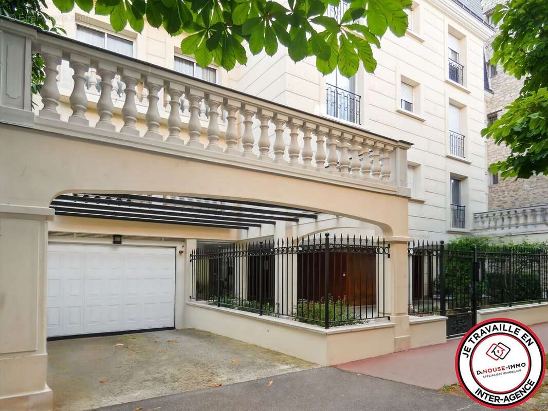 Appartement à SAINT-MAUR-DES-FOSSES