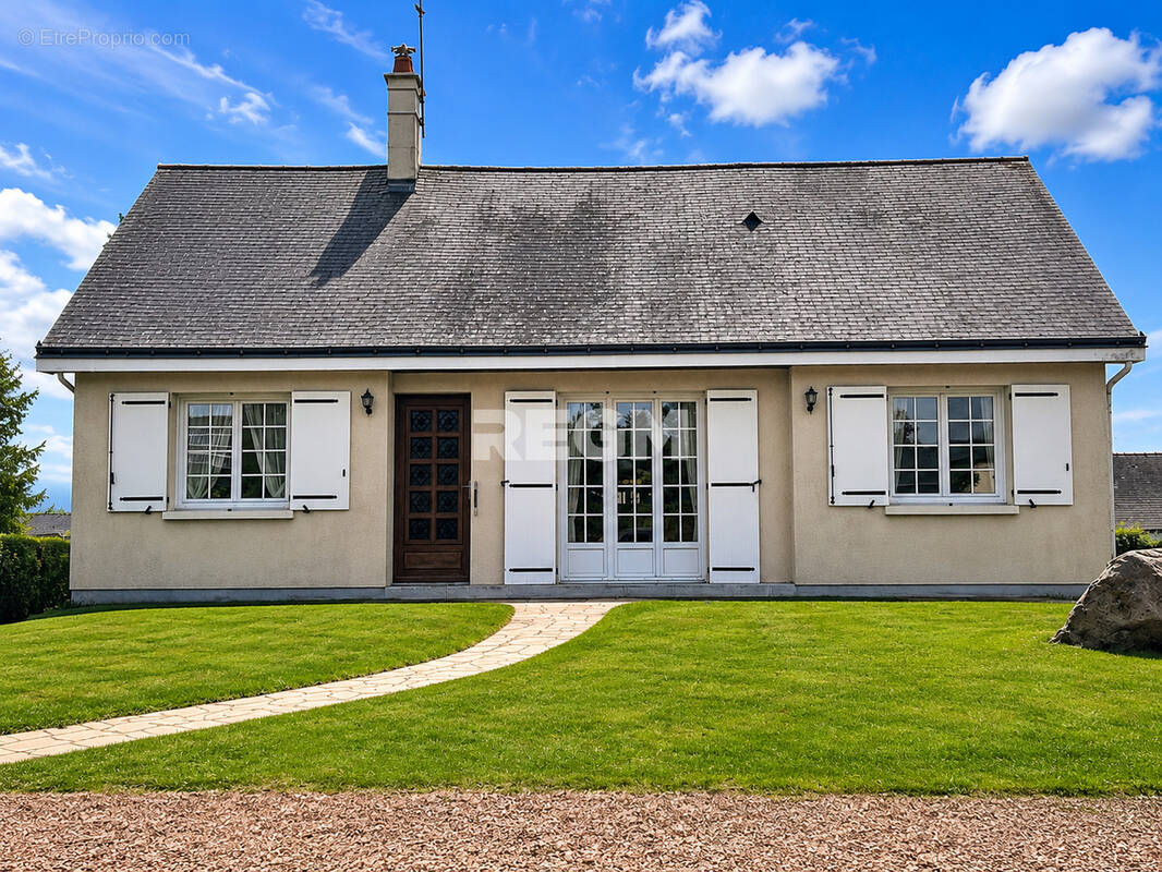 Maison à DISTRE