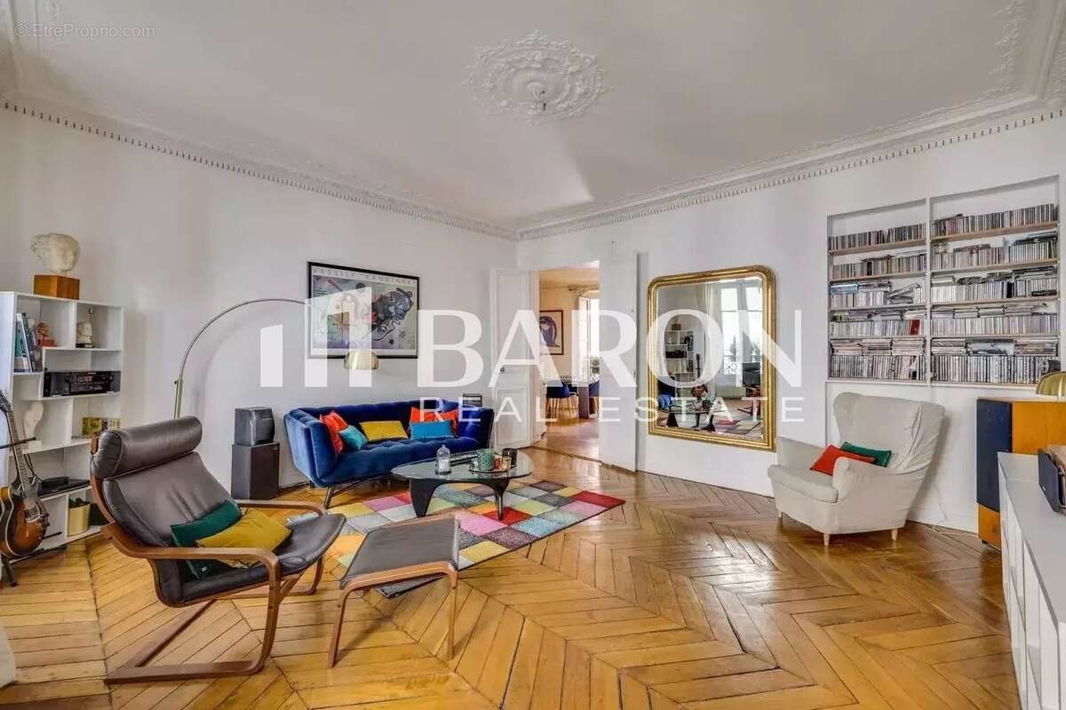 Appartement à PARIS-9E