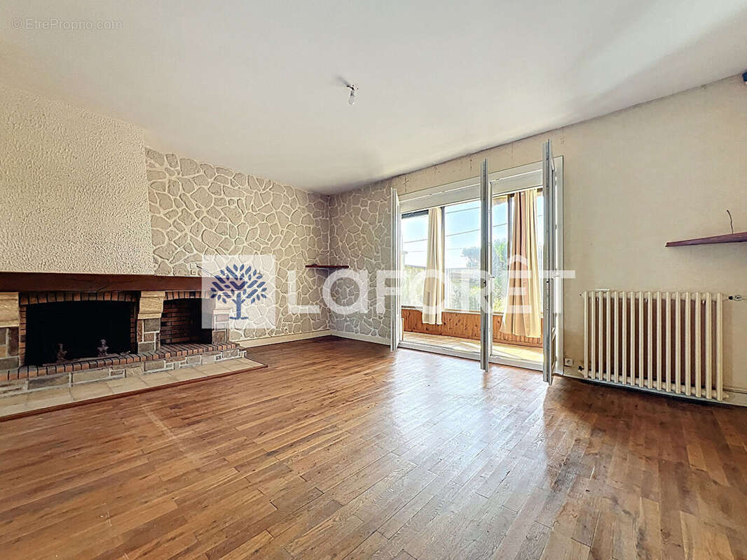 Maison à CHATILLON-SUR-THOUET