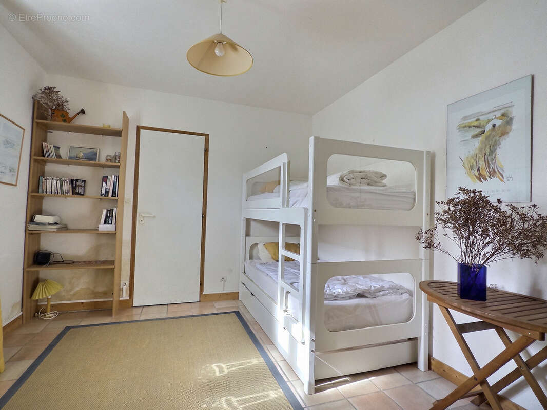 Maison plein cœur du village de Loix - photo 14