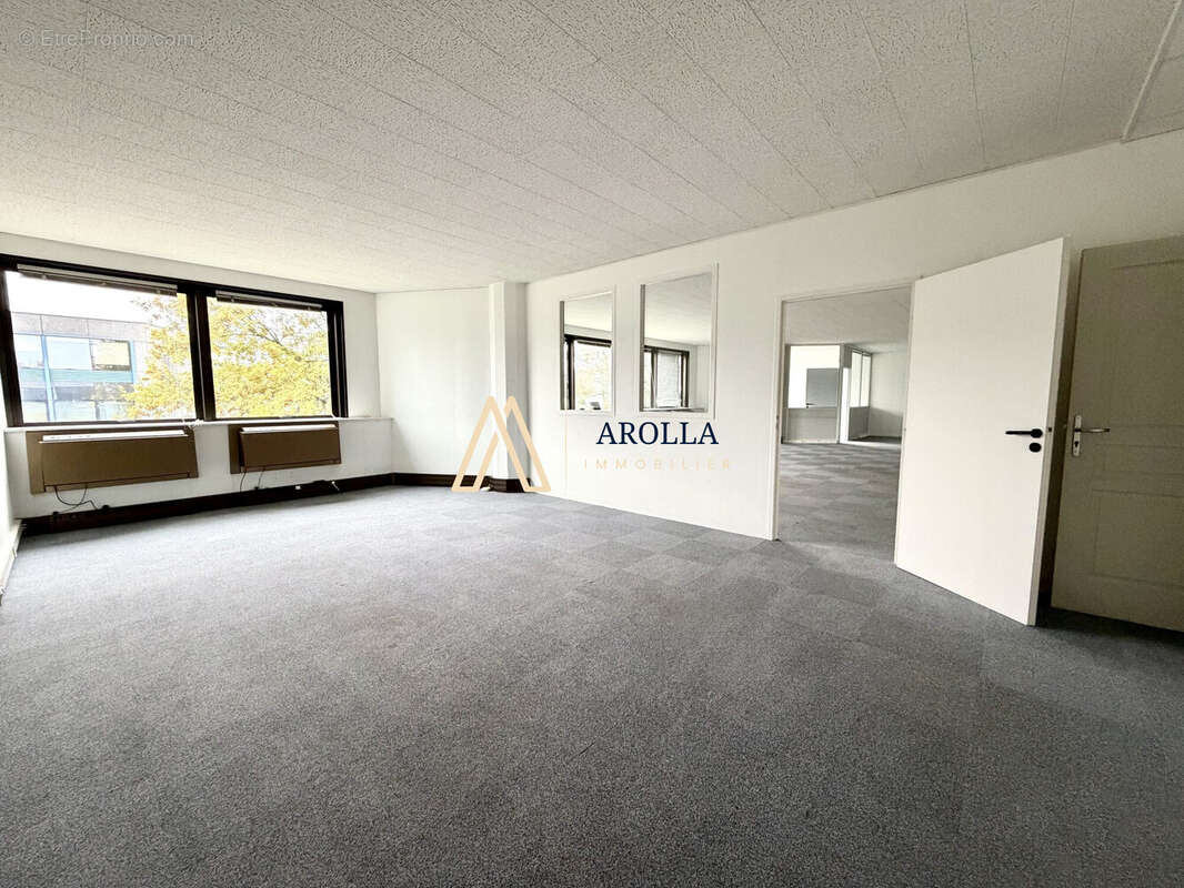 Commerce à ARCHAMPS