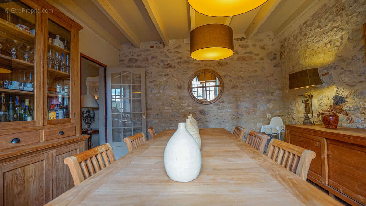 Maison à SAUZET