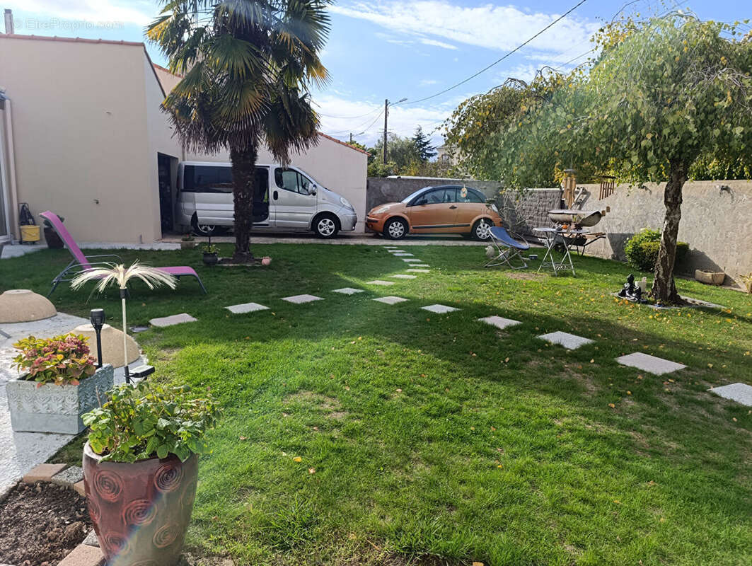 Maison à SAINT-SEBASTIEN-SUR-LOIRE