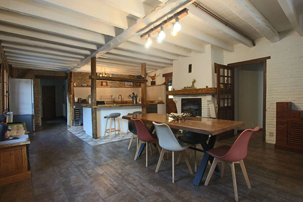 Maison à BELIN-BELIET