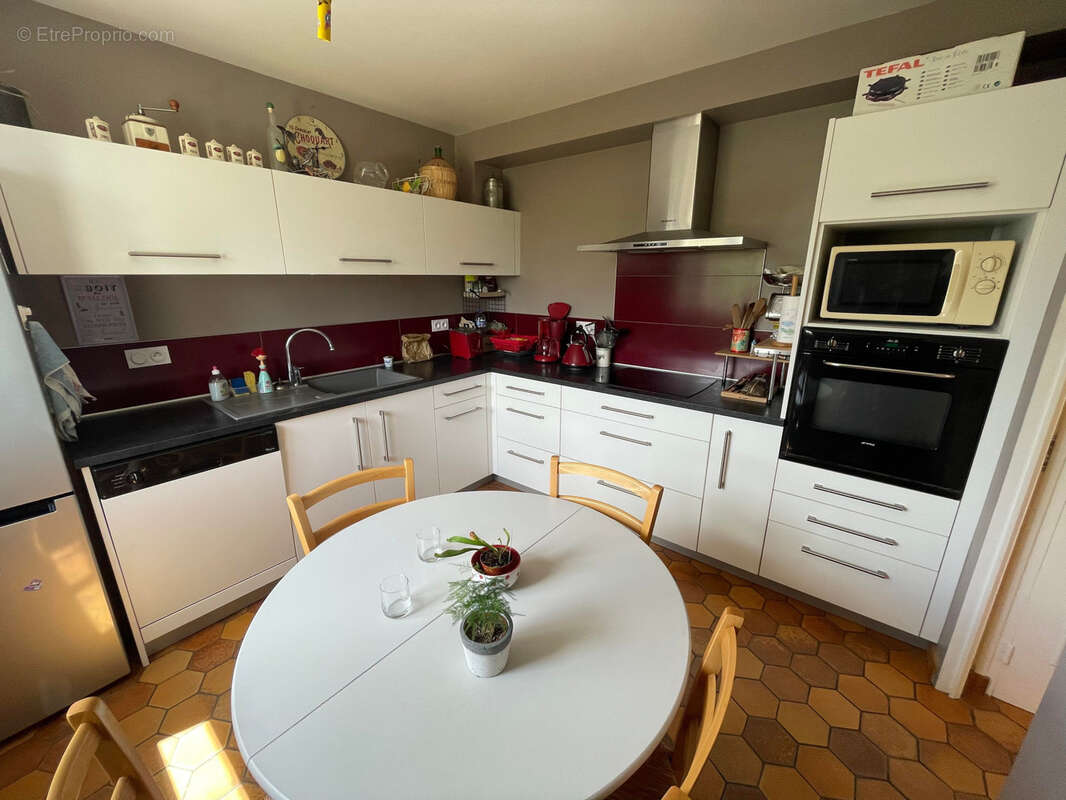 EXCLUSIVITÉ   Maison familiale de 116 m2 avec vie de plain-pied, sous-sol total et dépendances - photo 3