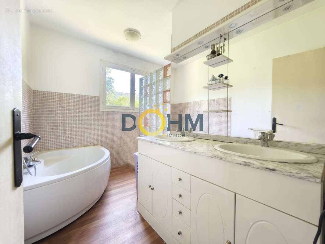 Le Chambon, Maison 3ch 150m2 + dépendance 40m2 - photo 11