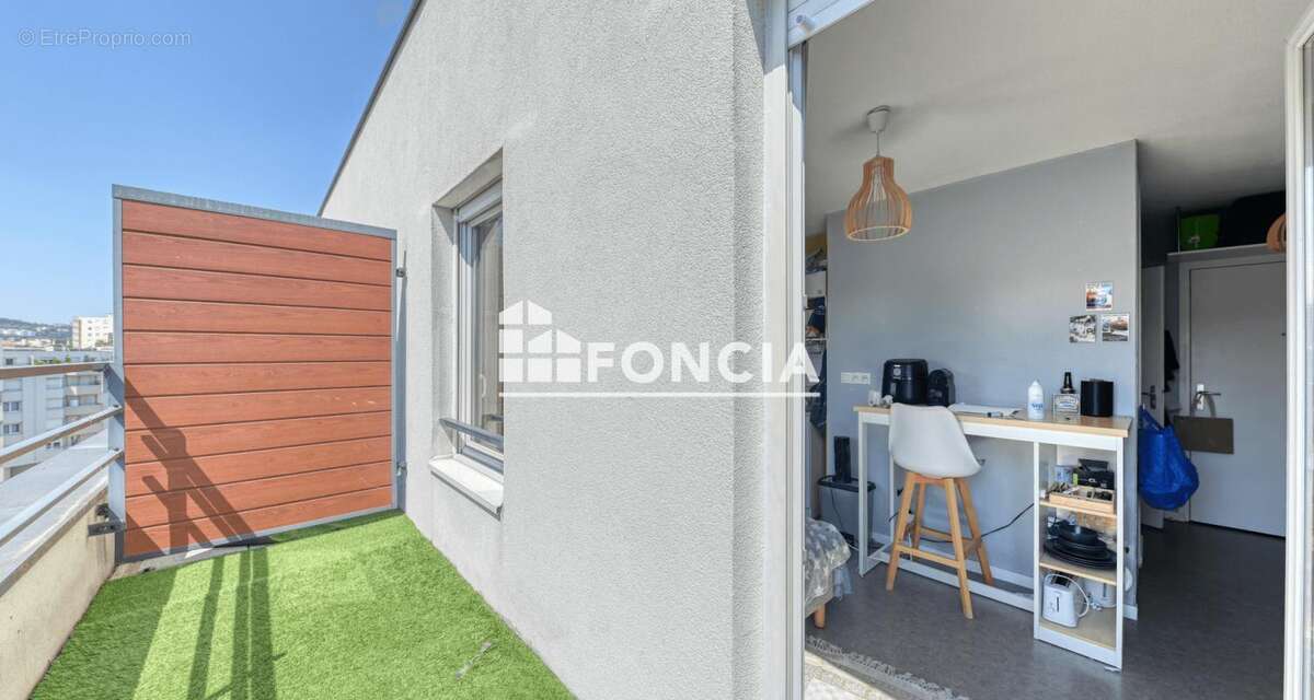 Appartement à LYON-7E