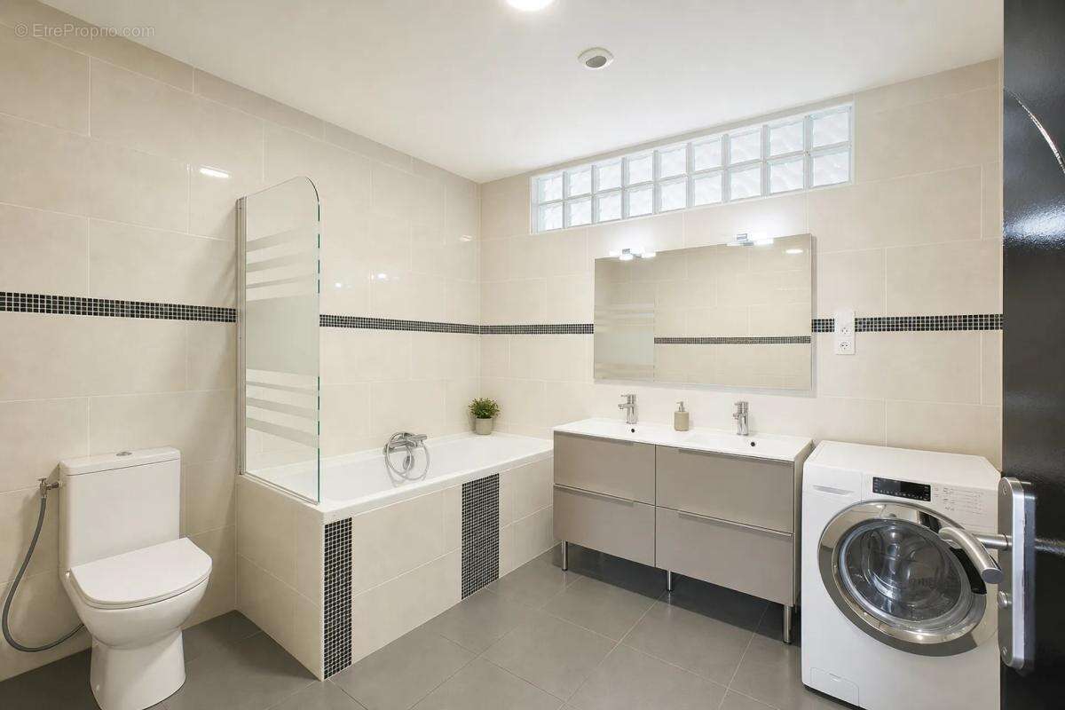 Maison de 9 pièces de 225 m² située à Chaligny - photo 16