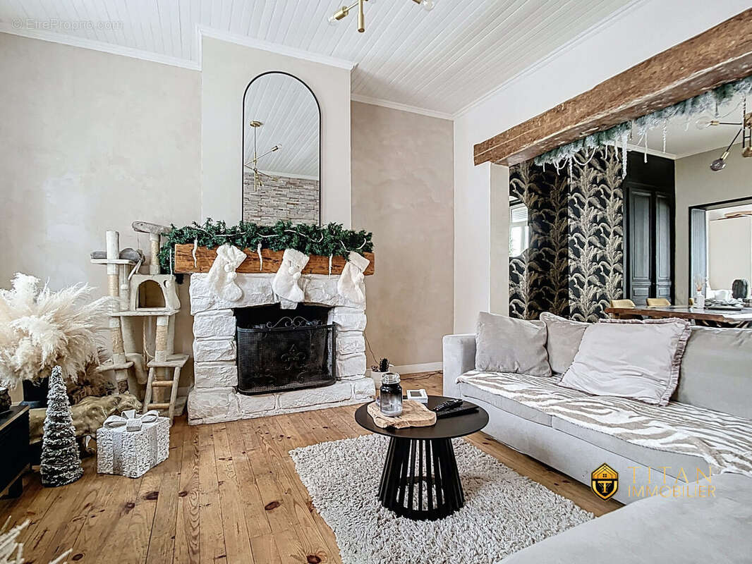 Maison de 120 m² avec 3 chambres, terrasse exposée sud à Dunkerque (59640) - Maison à DUNKERQUE