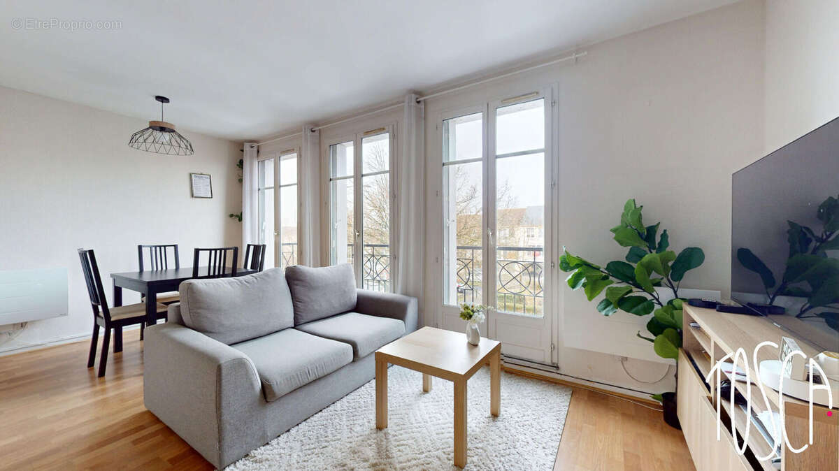 Appartement à THIAIS