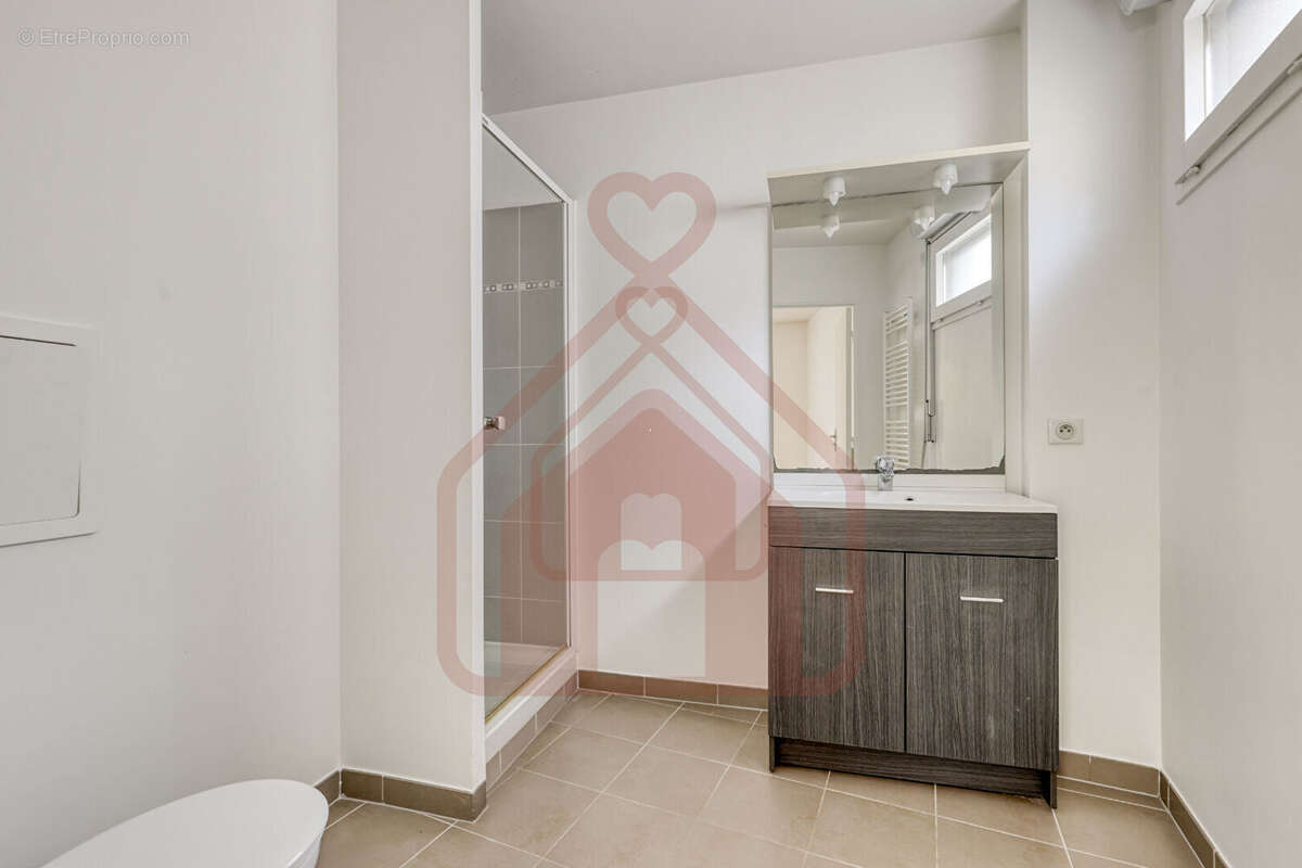 Appartement à LE KREMLIN-BICETRE