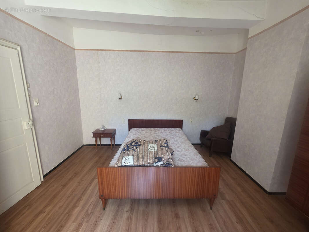 Maison à SALLES-D&#039;AUDE