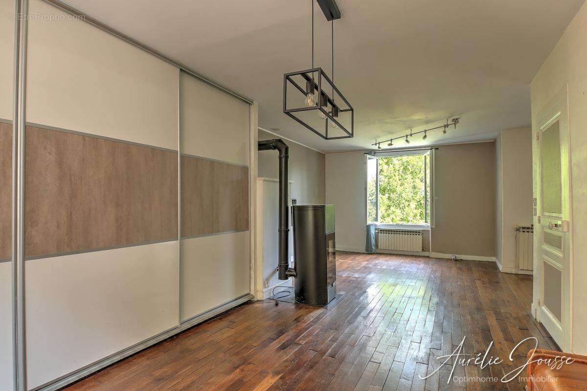  Maison en pierre à vendre à Saint-Priest-Taurion - photo 5