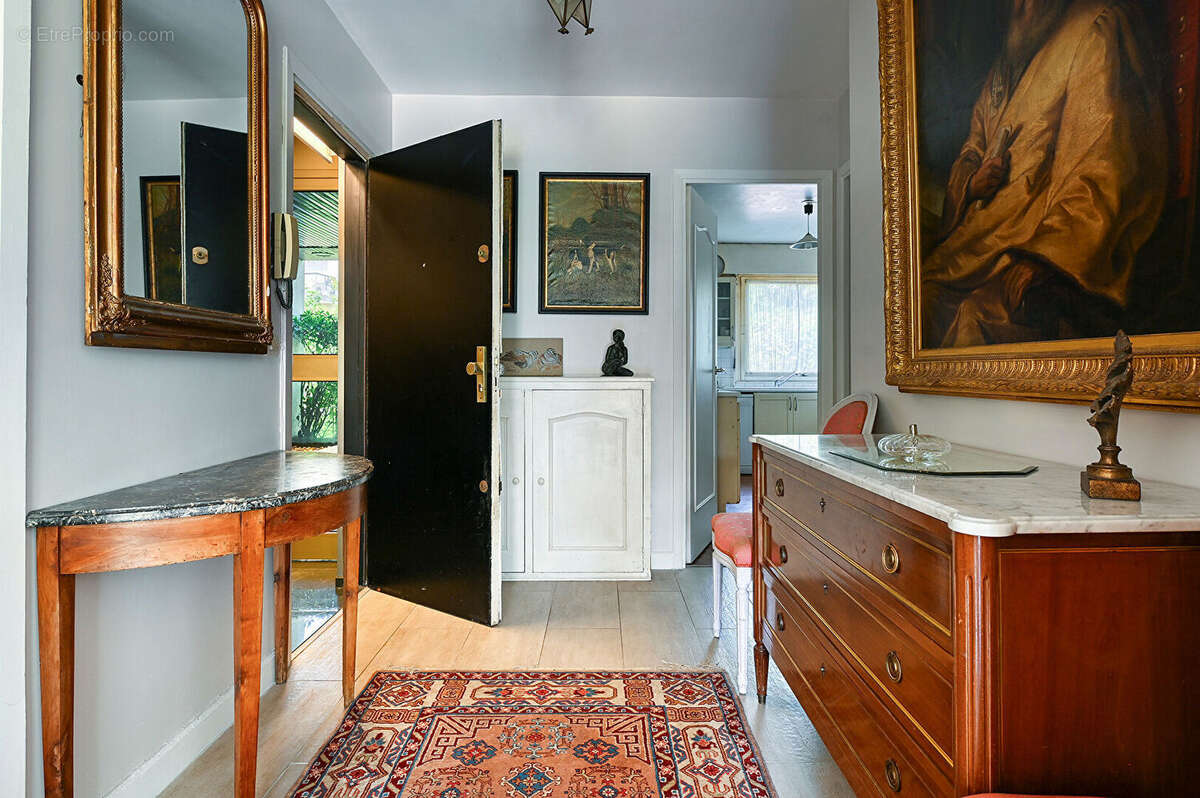 Appartement à VERSAILLES