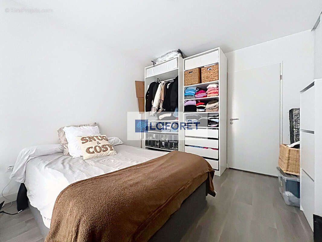 Appartement à SARTROUVILLE