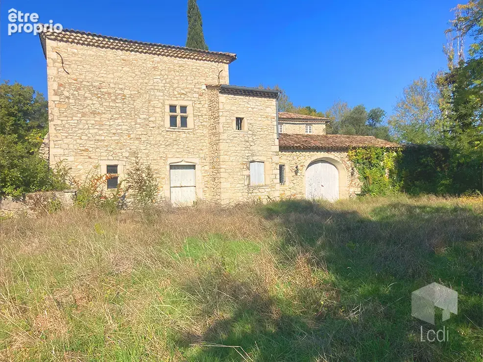 PUYGIRON, propriété sur un terrain de 50 000 m2 - photo 18