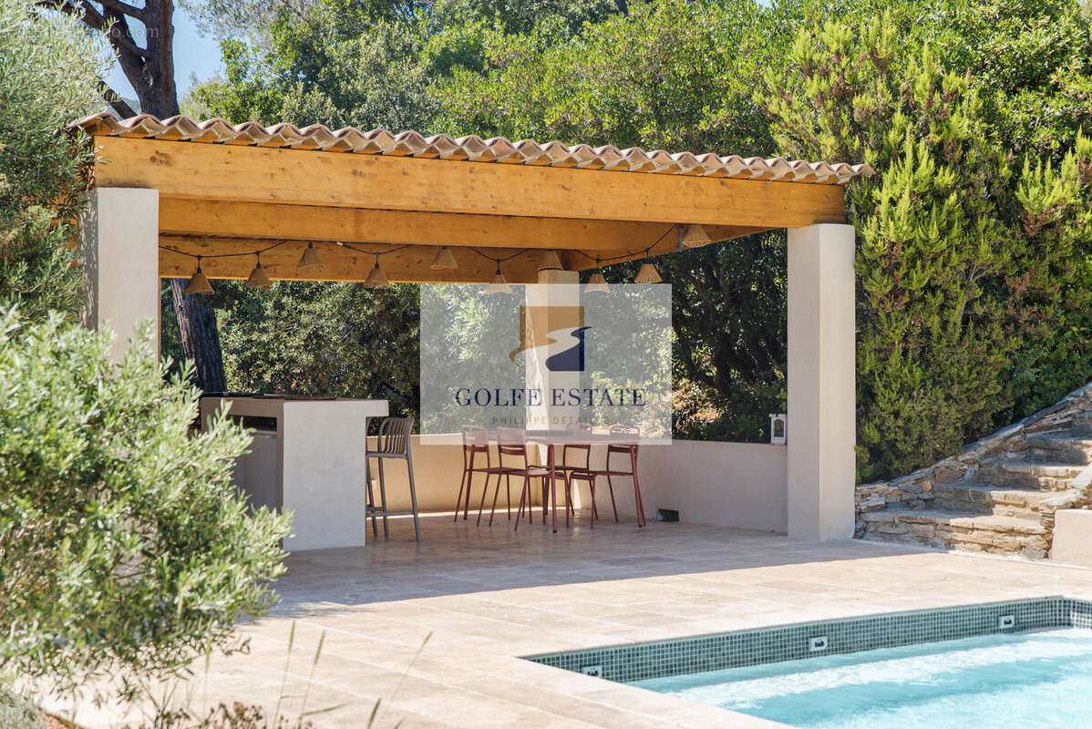 Villa vue mer rénovée, 6 chambres et plus, piscine - photo 5