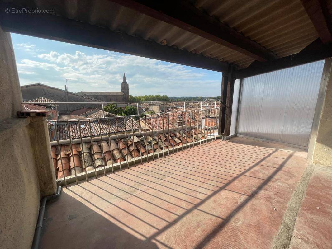 Appartement à LISLE-SUR-TARN