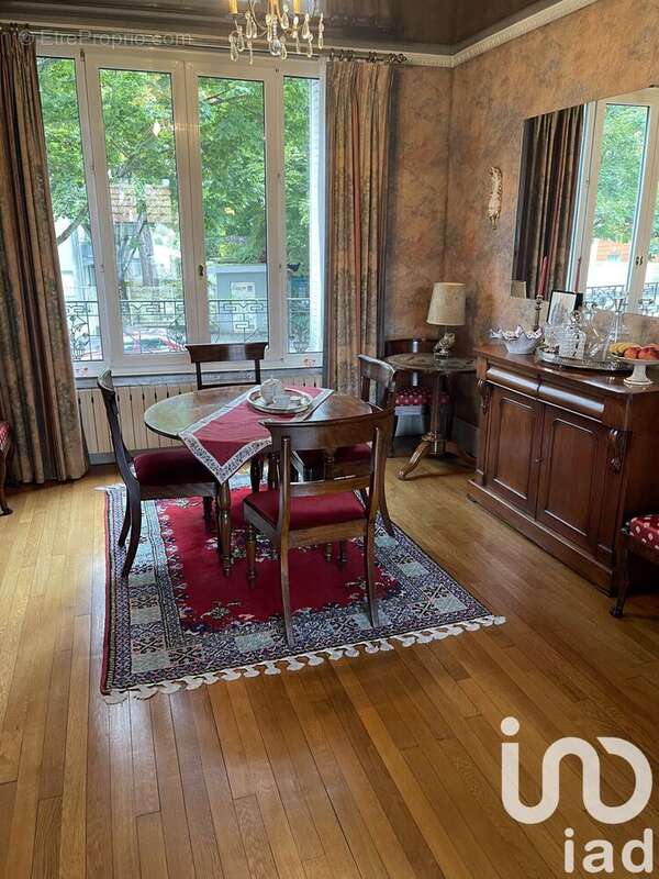 Photo 2 - Maison à CHOISY-LE-ROI