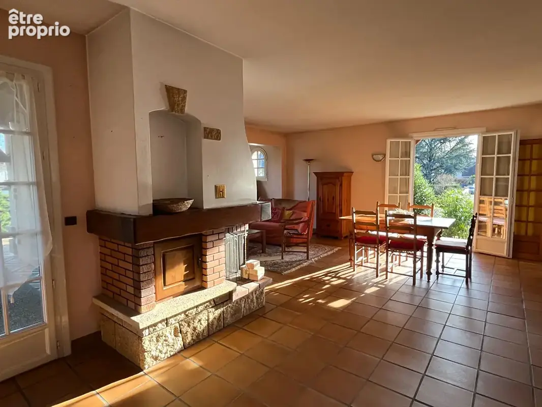 Maison 4 pièces 115 m² à vendre à Lons (64140) - photo 2
