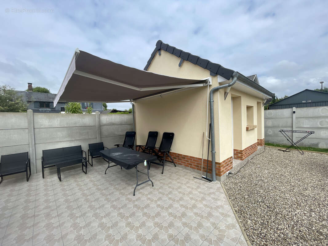 Maison à SAINT-AUBIN-LE-CAUF