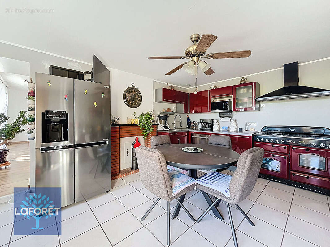 Maison à SAINT-BRICE-EN-COGLES