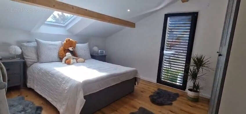 Maison à CHENS-SUR-LEMAN