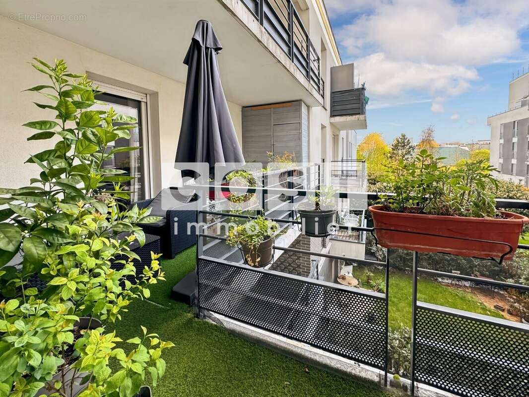 Appartement à GENNEVILLIERS