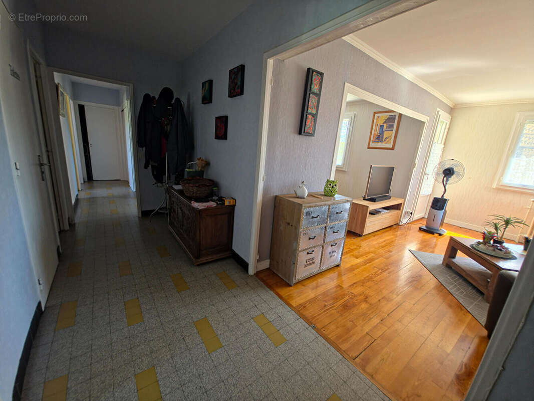 Appartement Bourgoin Jallieu 5 pièces 88 m2 - photo 6