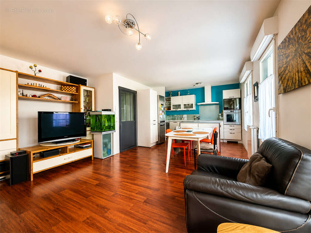 Appartement à SURESNES