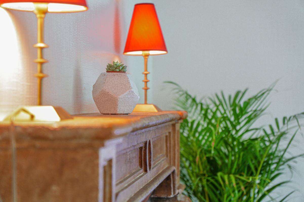 Maison de maître, 6 chambres, parc arboré de 4 566m², dépendances - photo 8