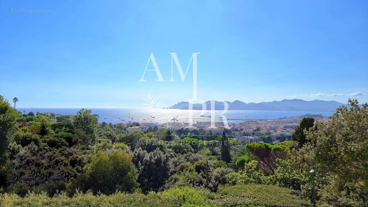 Maison à CANNES