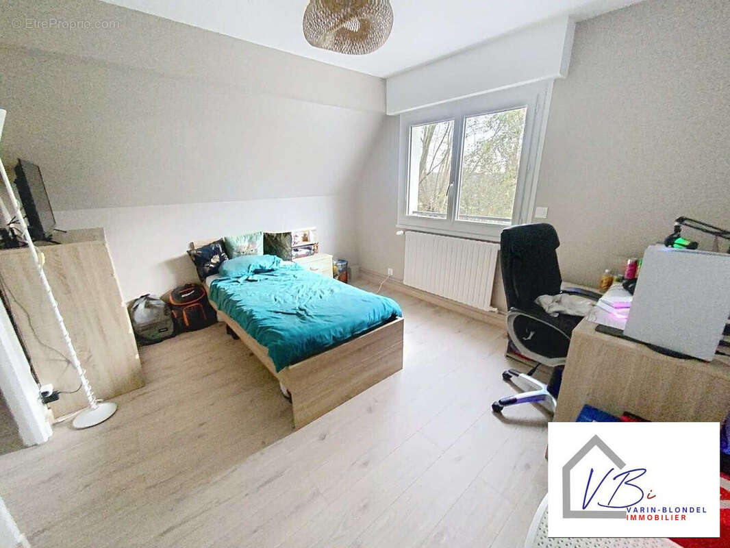 Maison à LILLEBONNE