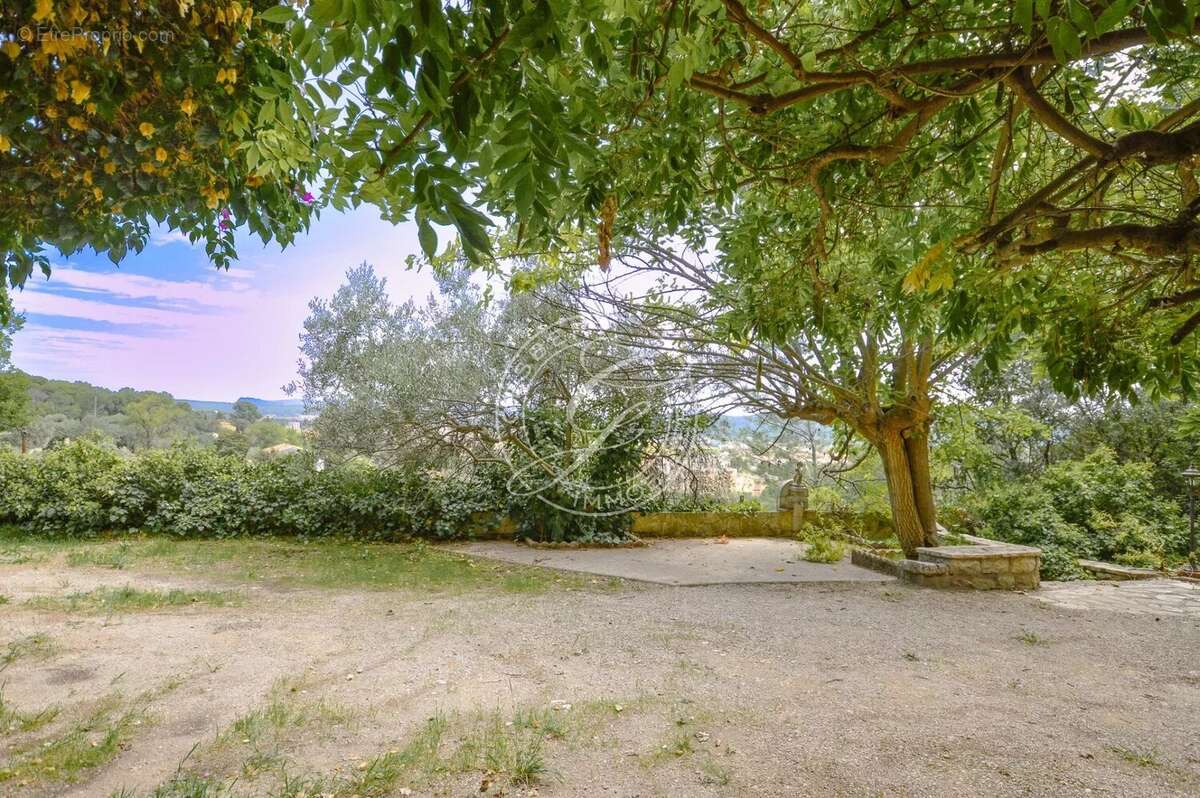 Maison à DRAGUIGNAN