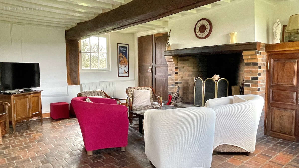 Maison à LES BAUX-DE-BRETEUIL