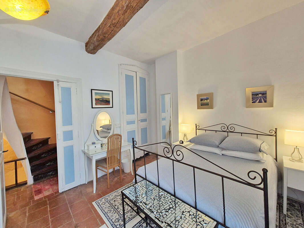 Maison de village charmante avec cour privée et potentiel locatif - photo 7
