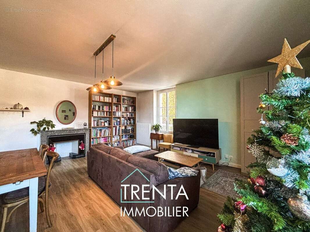 Appartement à VOIRON