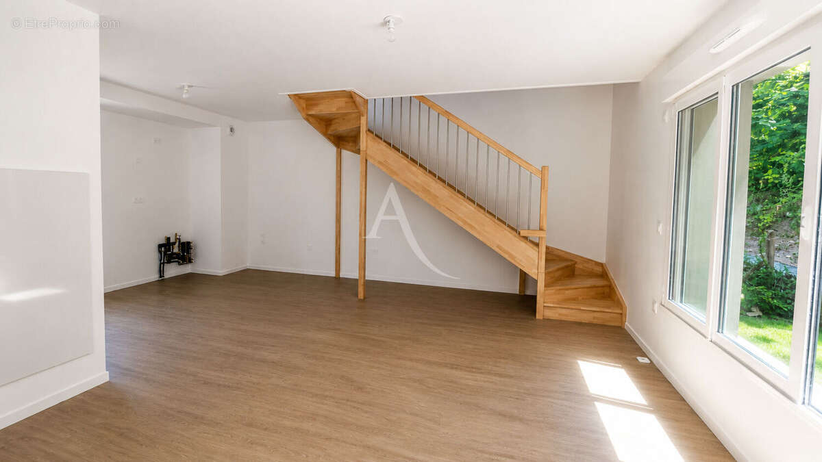 Appartement Amboise 3 pièces + Terrasse + Parking - centre ville - photo 4