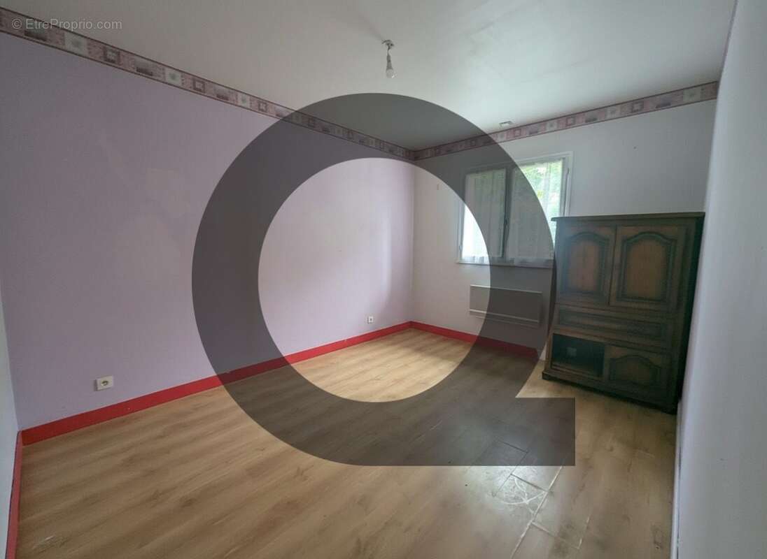 Chambre 1 - Maison à HURE