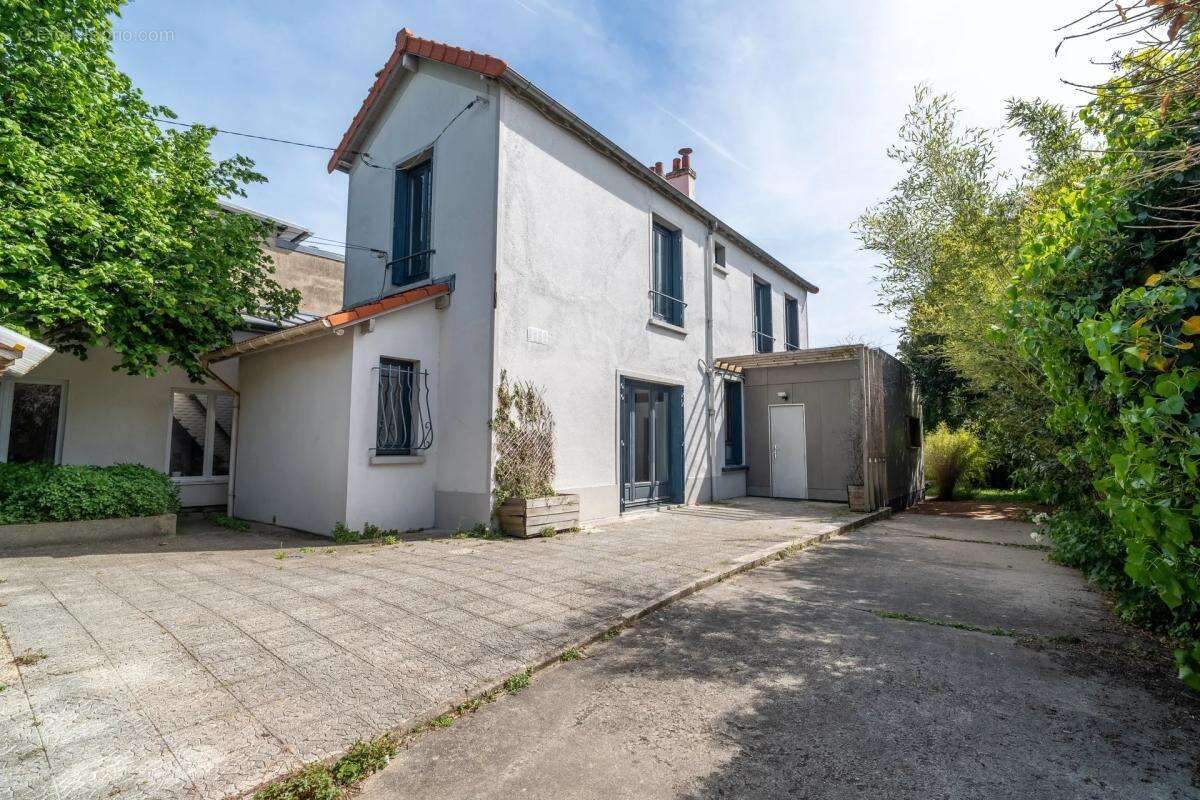 Maison à MONTREUIL