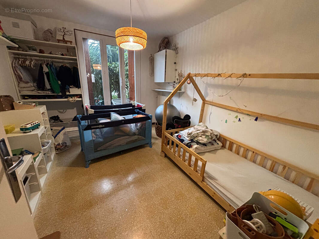 Appartement à MARSEILLE-12E
