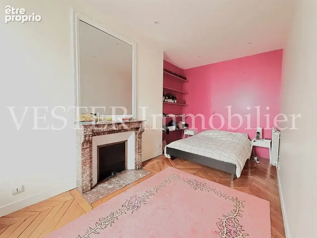 Très agréable appartement. Profession libérale, bureaux possibles. - photo 12