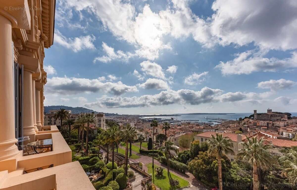 Appartement à CANNES