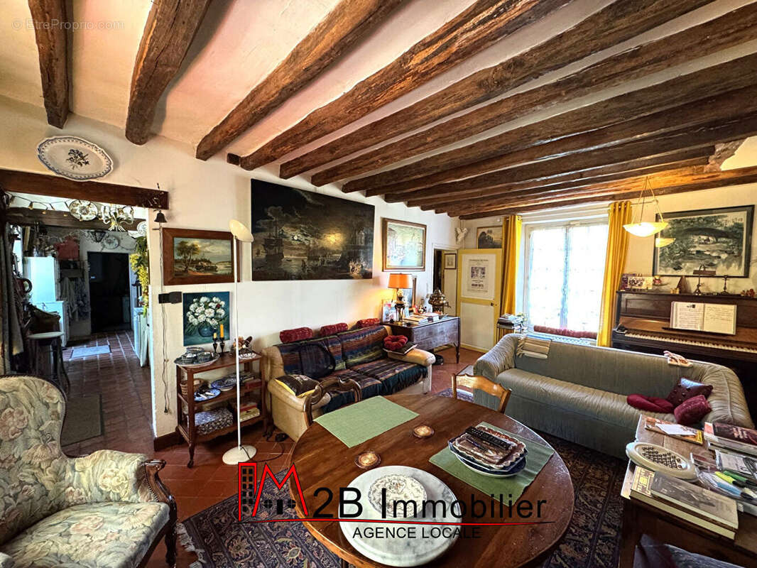 Maison à MONTEVRAIN