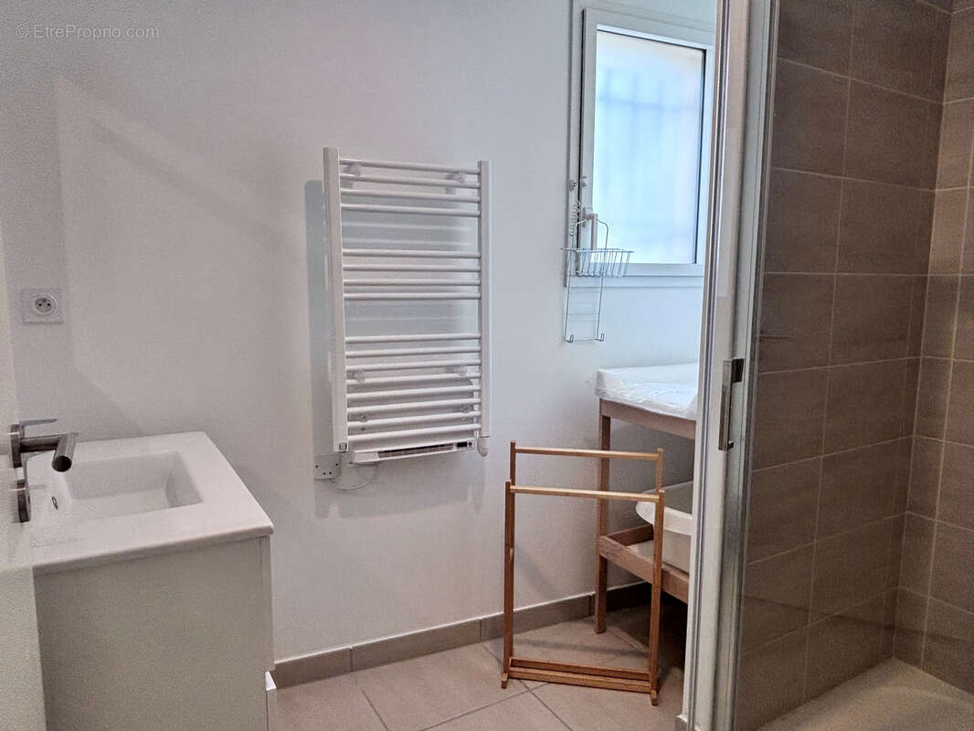 Appartement à SAINT-CYR-SUR-MER